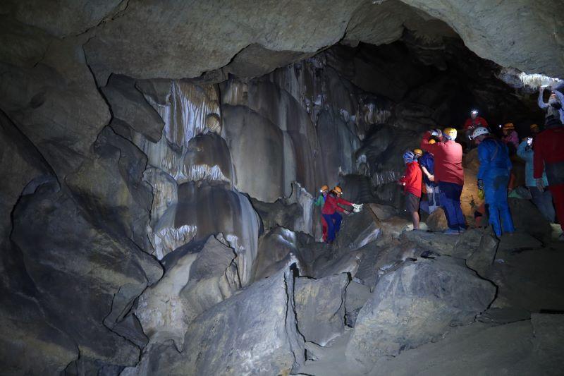 Imagen El Geoparque Sobrarbe-Pirineos recibe el certificado de Lugar de Interés Espeleológico