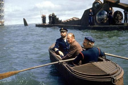 CINE FAMILIAR. 20.000 leguas de viaje submarino