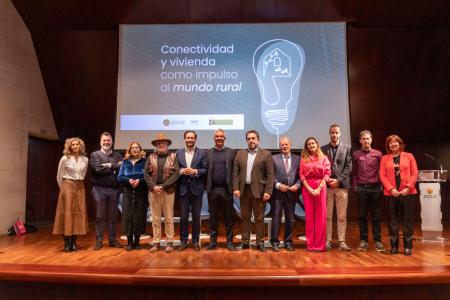 Periodistas, alcaldes y expertos apelan al “orgullo rural” como...