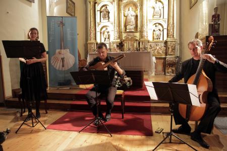 Un gran viaje a los orígenes de la independencia sonora frente a la voz