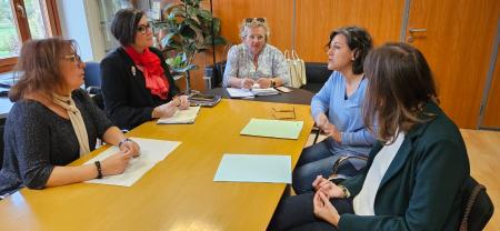 Imagen Visita de la directora general de Consumo a Sobrarbe