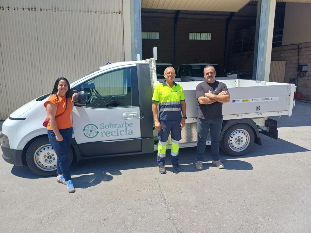 Imagen La Comarca de Sobrarbe incorpora un nuevo camión eléctrico para reforzar el servicio de compostaje comunitario y recogida de residuos